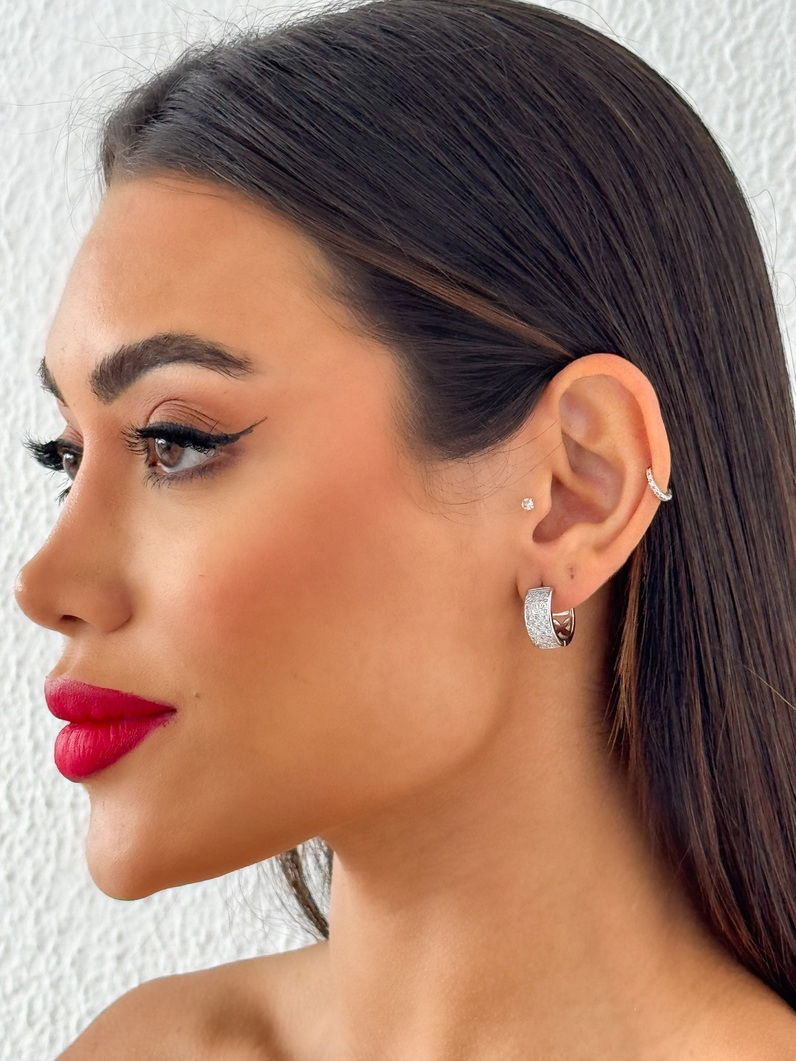 Brinco Folheado a Ouro 18k e Prata Argola Cravejada